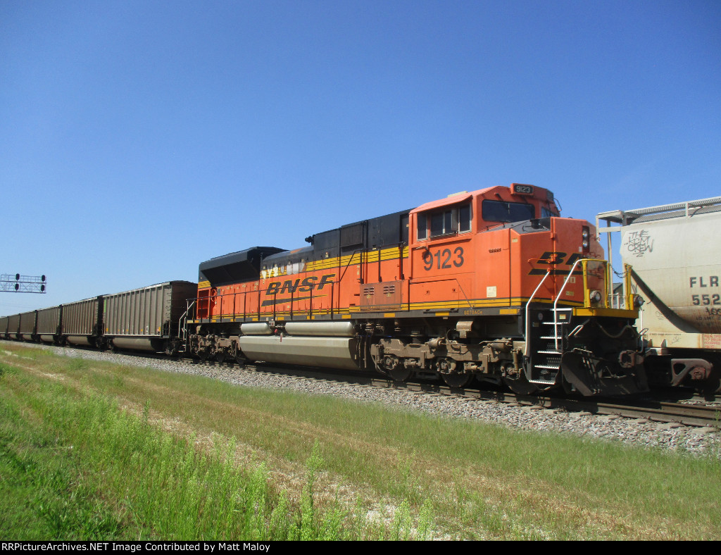 BNSF 9123